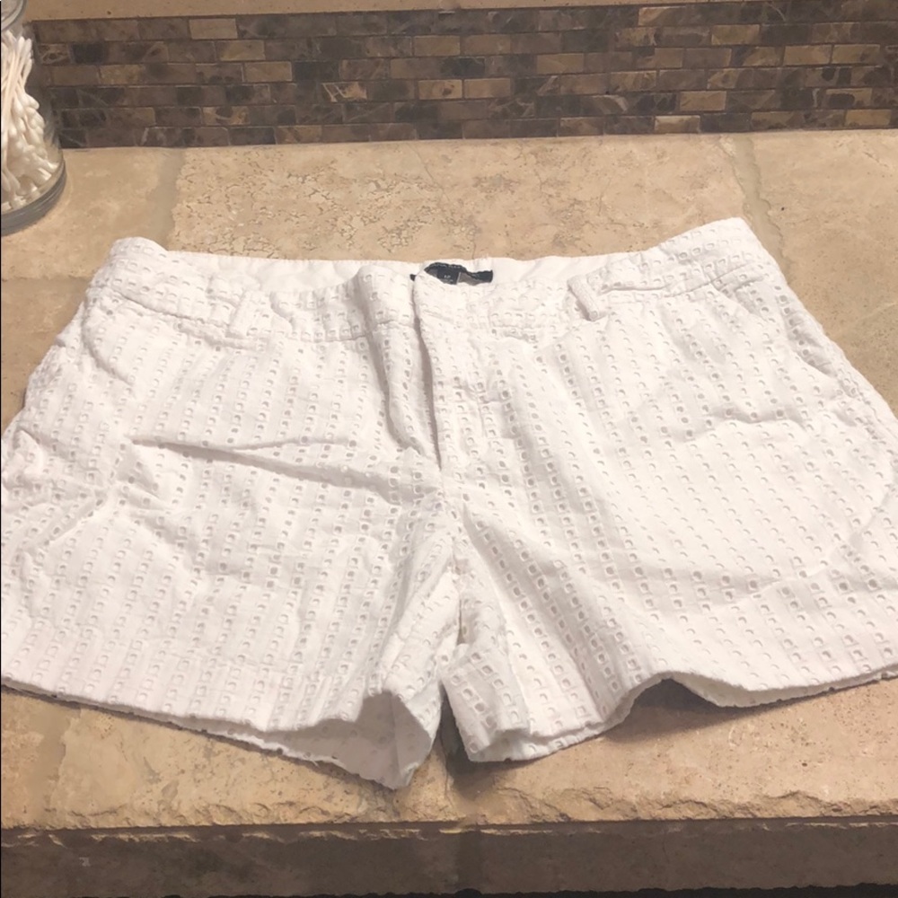 Cute white shorts